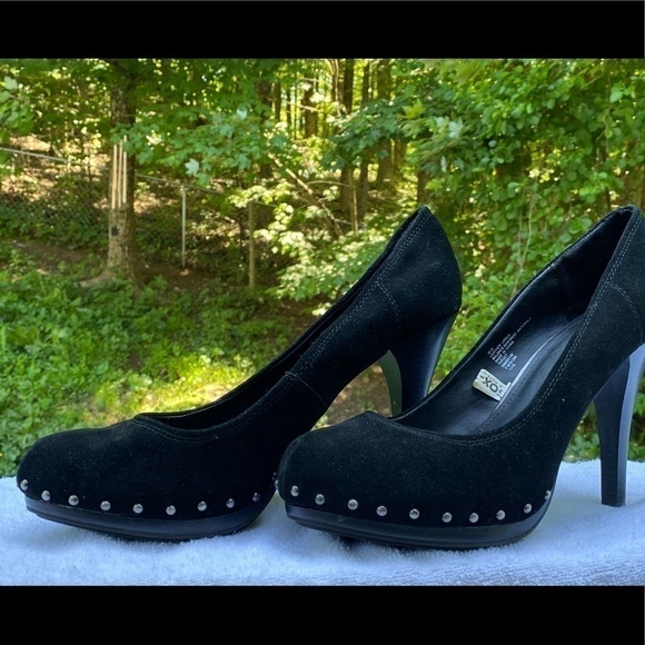 MOSSIMO black suede platforms with rivets- size 9.5 gently worn.  SEXY! - Picture 5 of 14
